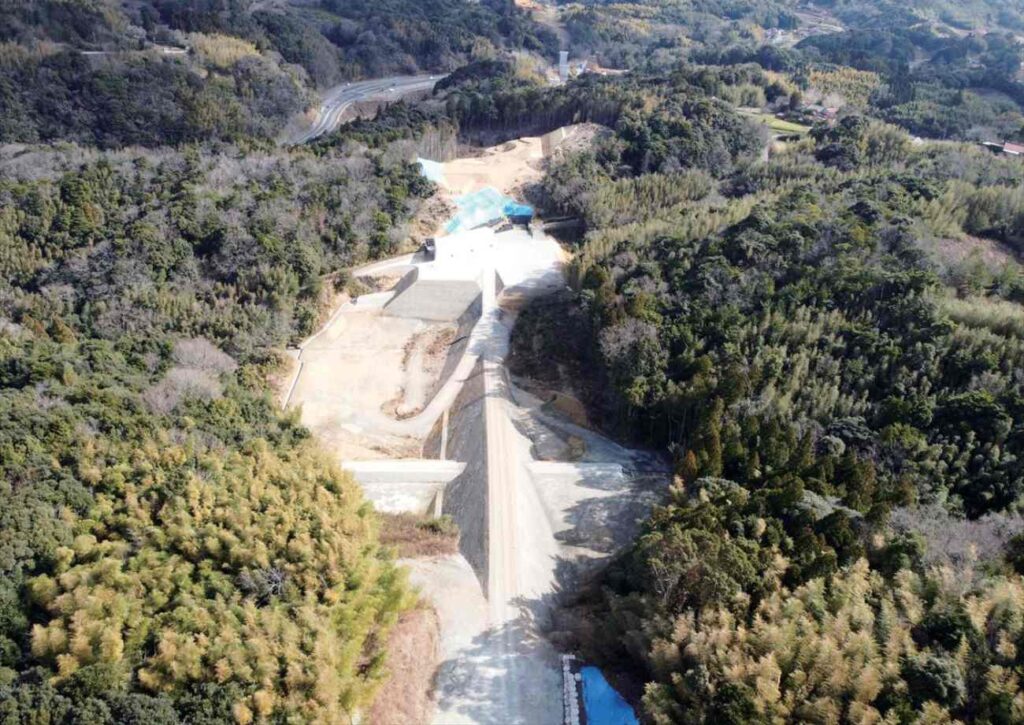 三隅・益田道路 土田地区改良第5工事現場の上空写真2